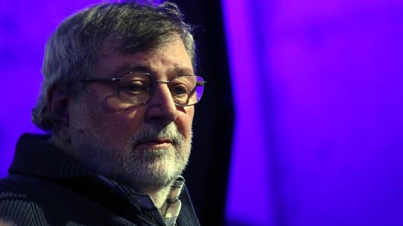 Addio a Francesco Guccini, il cantautore è morto a 86 anni