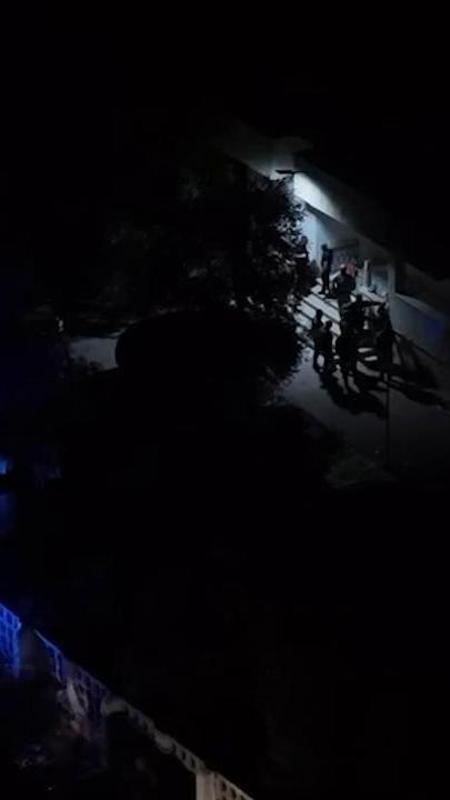 Latitanti da tre anni, l'operazione nel casolare: l'appostamento e la cattura nel casolare