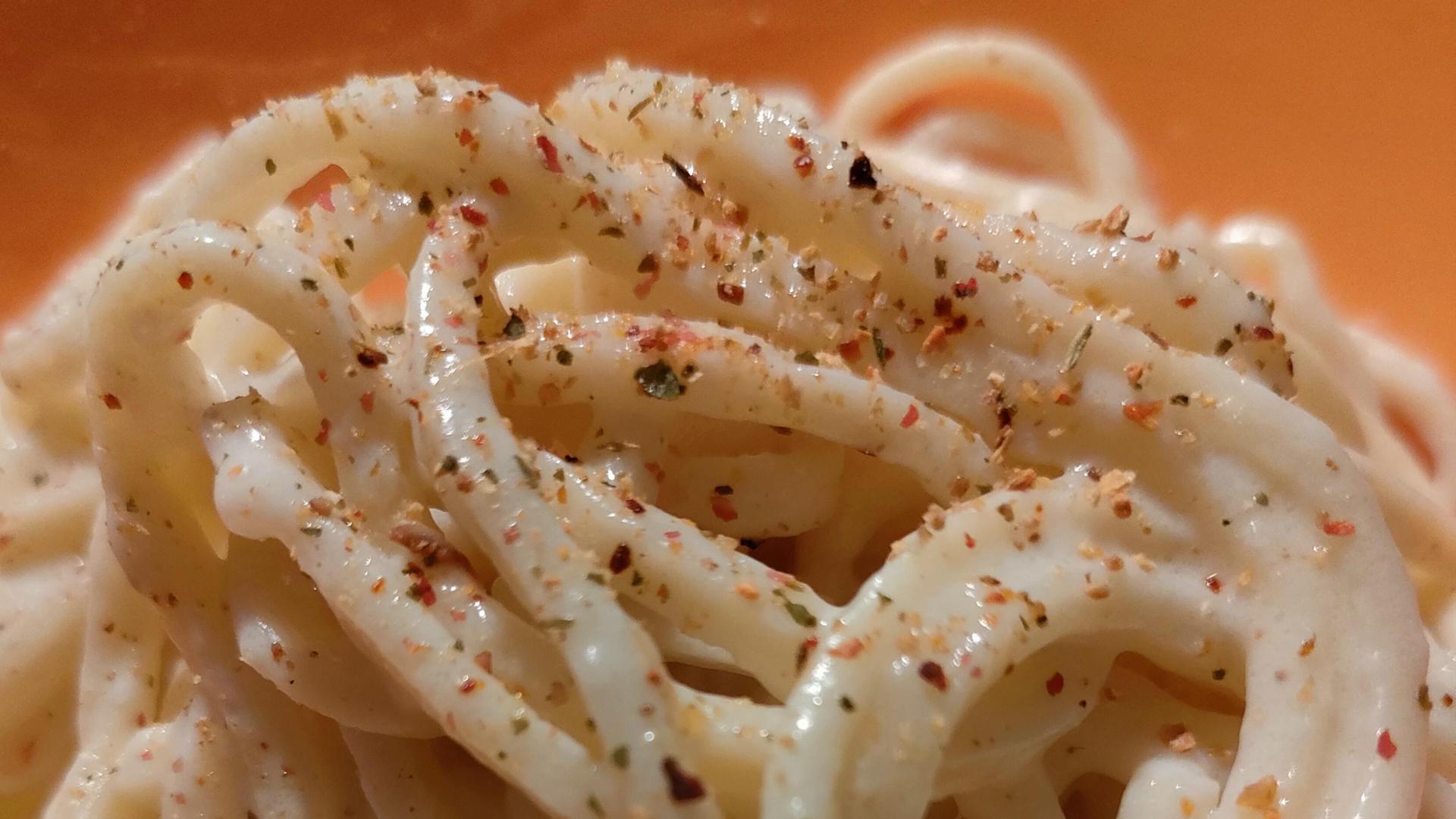 Chef di fama internazionale e luoghi iconici a Roma, con sinergie tra cibo e arte
