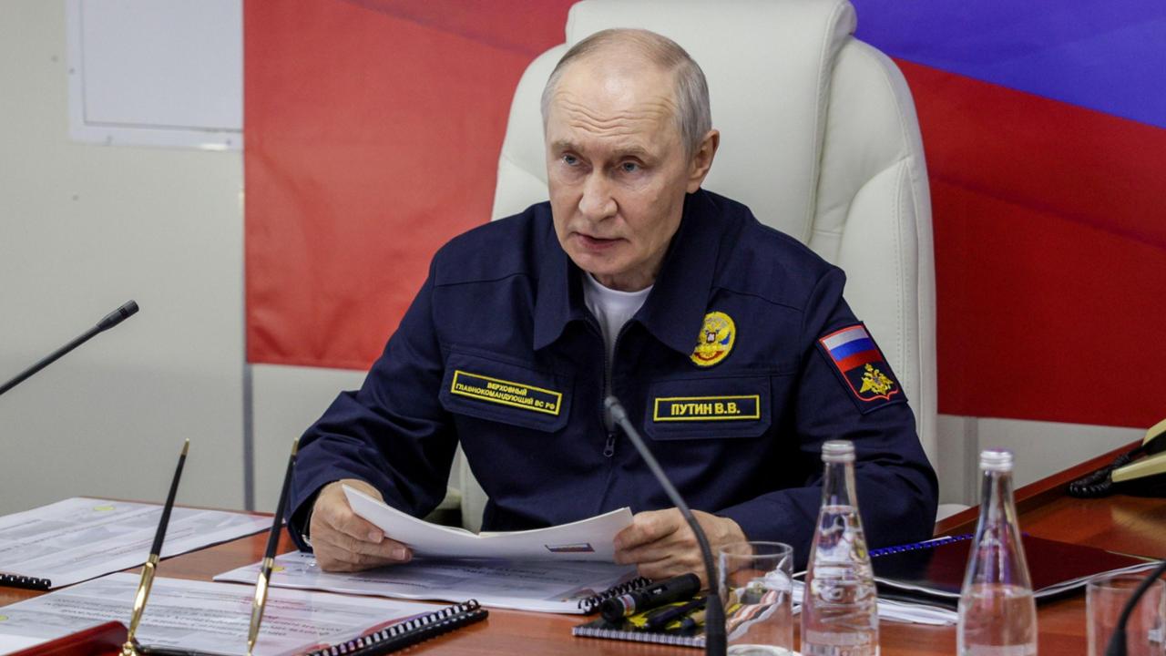 Zelensky alla Cnn: “Con più Patriot distruggeremmo i missili russi”. Putin minaccia l’Ue