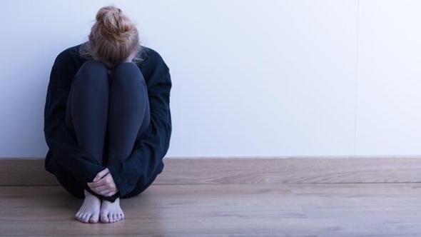 Un’AI cinese può prevedere il rischio di depressione analizzando come il cervello reagisce ai volti