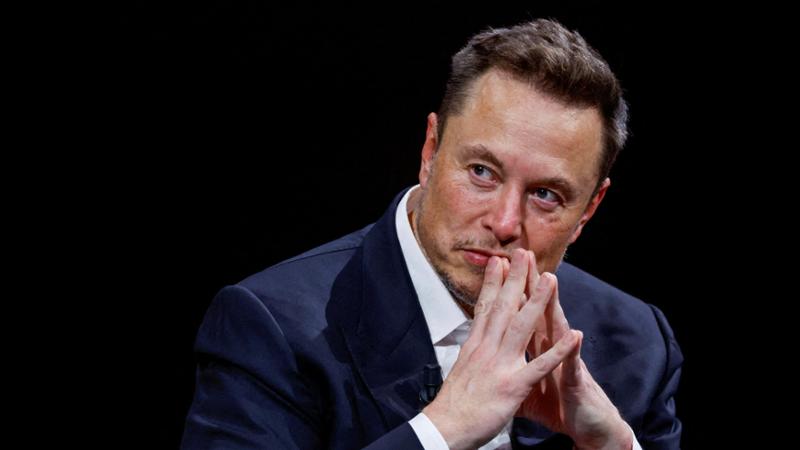 Il tweet di Elon Musk: “Il motivo per cui Roma cadde fu che smisero di fare i romani”