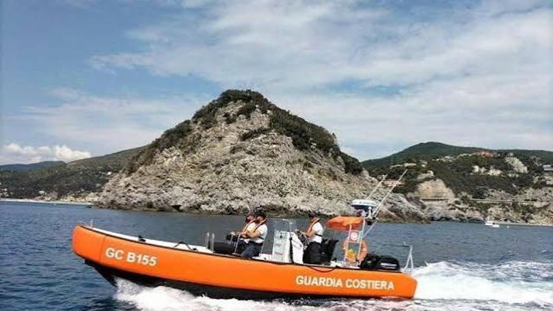 Andora, tragedia in mare: muoiono un uomo e un bagnino nel tentativo di salvarlo