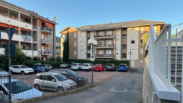 Ceriale, cade dal balcone e muore a 16 anni. Era in vacanza