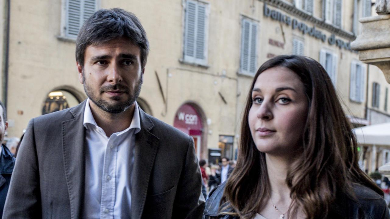 Di Battista contrario   al volo di Stato da Cuba. Poi parla con Meloni