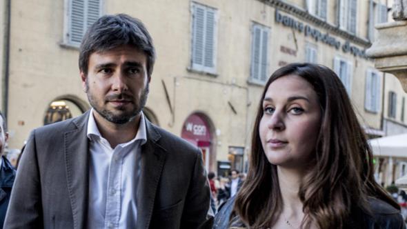 Di Battista contrario   al volo di Stato da Cuba. Poi parla con Meloni