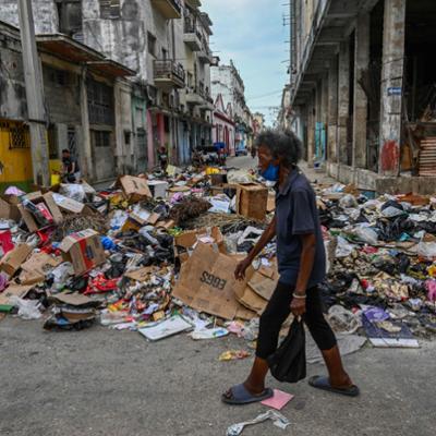 Cuba, la sanità al collasso: “Immaginate se venisse meno l’elettricità durante un’operazione”