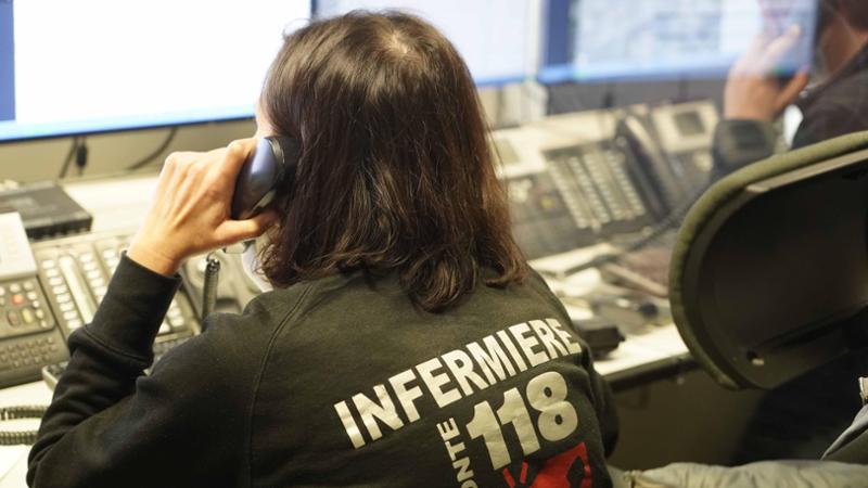 Ovada, difende l’auto dai ladri e viene accoltellato a gamba, inguine e costato: è grave