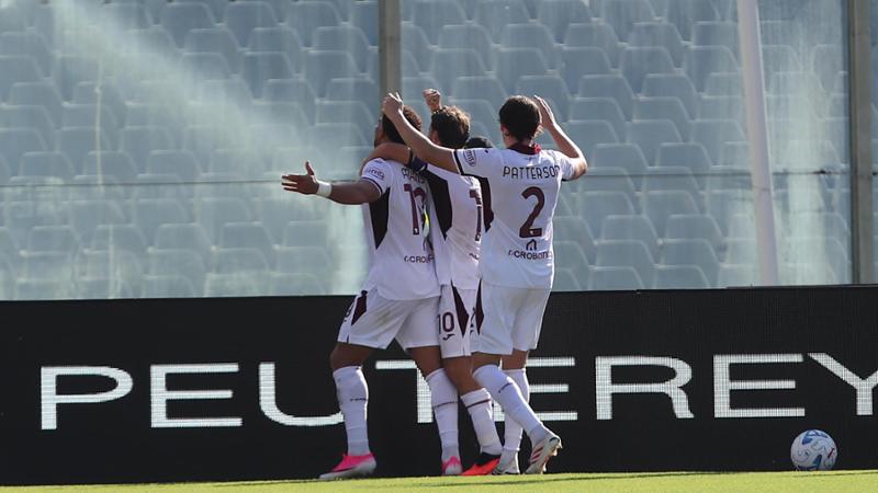 Toro, colpaccio in rimonta al Franchi. Mandragora e Adams stendono la Fiorentina: 1-2