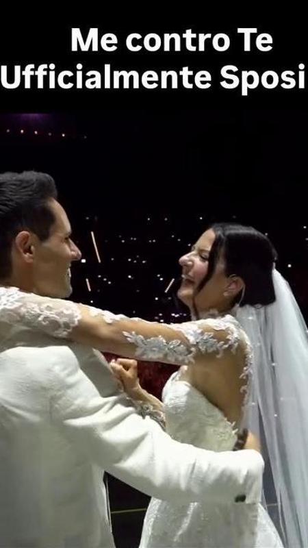 Hanno pagato fino a 250 euro per vederli sposare: il “sì” dei Me contro Te davanti a 6mila fan