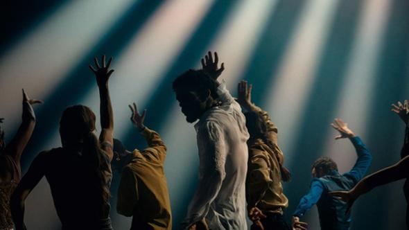 TorinoSette, a TorinoDanza il coreografo Shechter studia il cervello sotto le casse di un rave