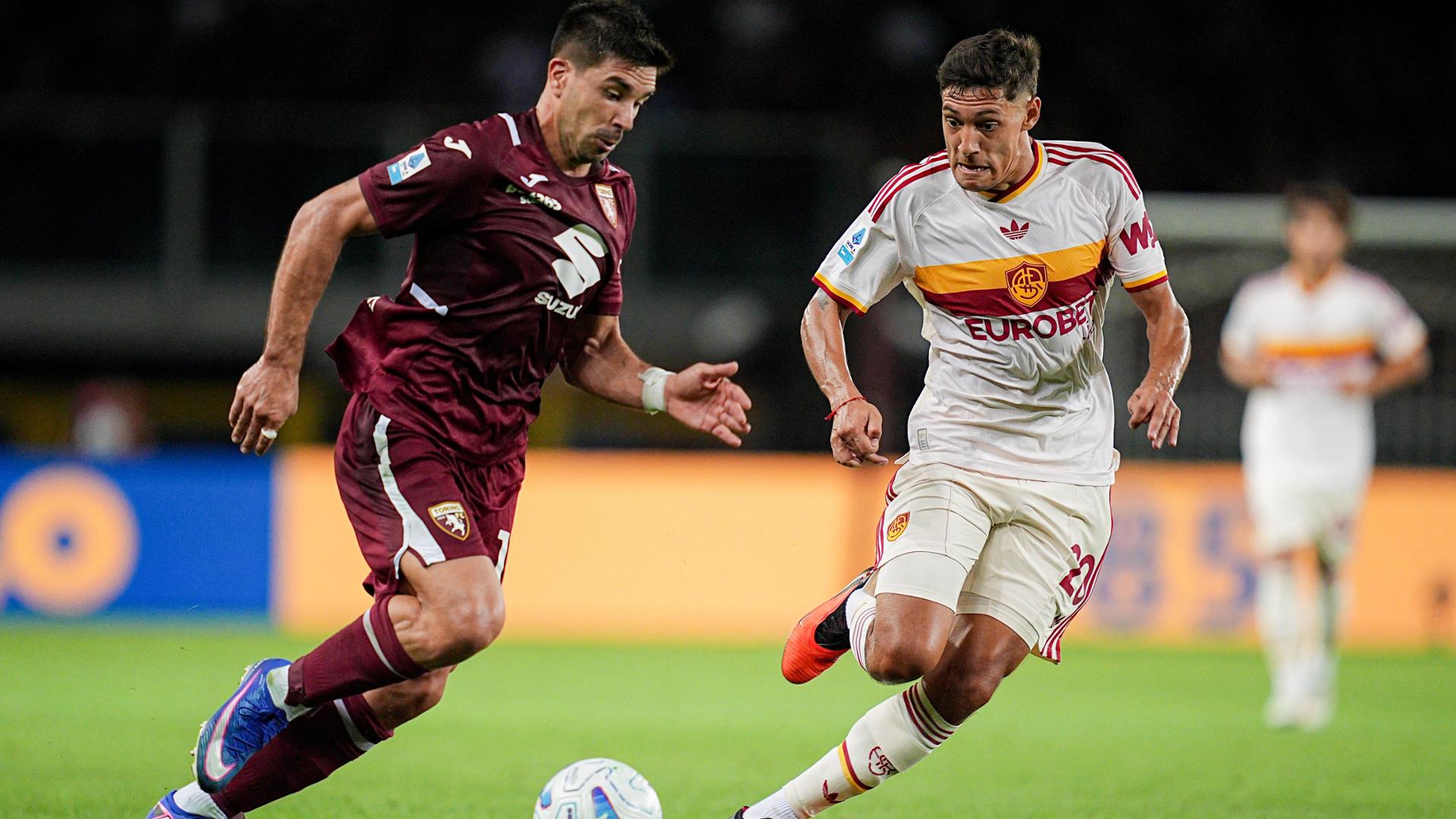 Mullen e Pisilli deixaram a Roma voar, mas o Torino lutou, mas perdeu por 0-2