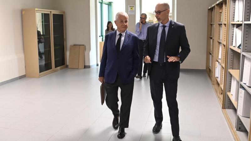 “Mi mandi quei vigili fuori dai cogl...”. Fu rude, ma non commise reato: assolto Scajola