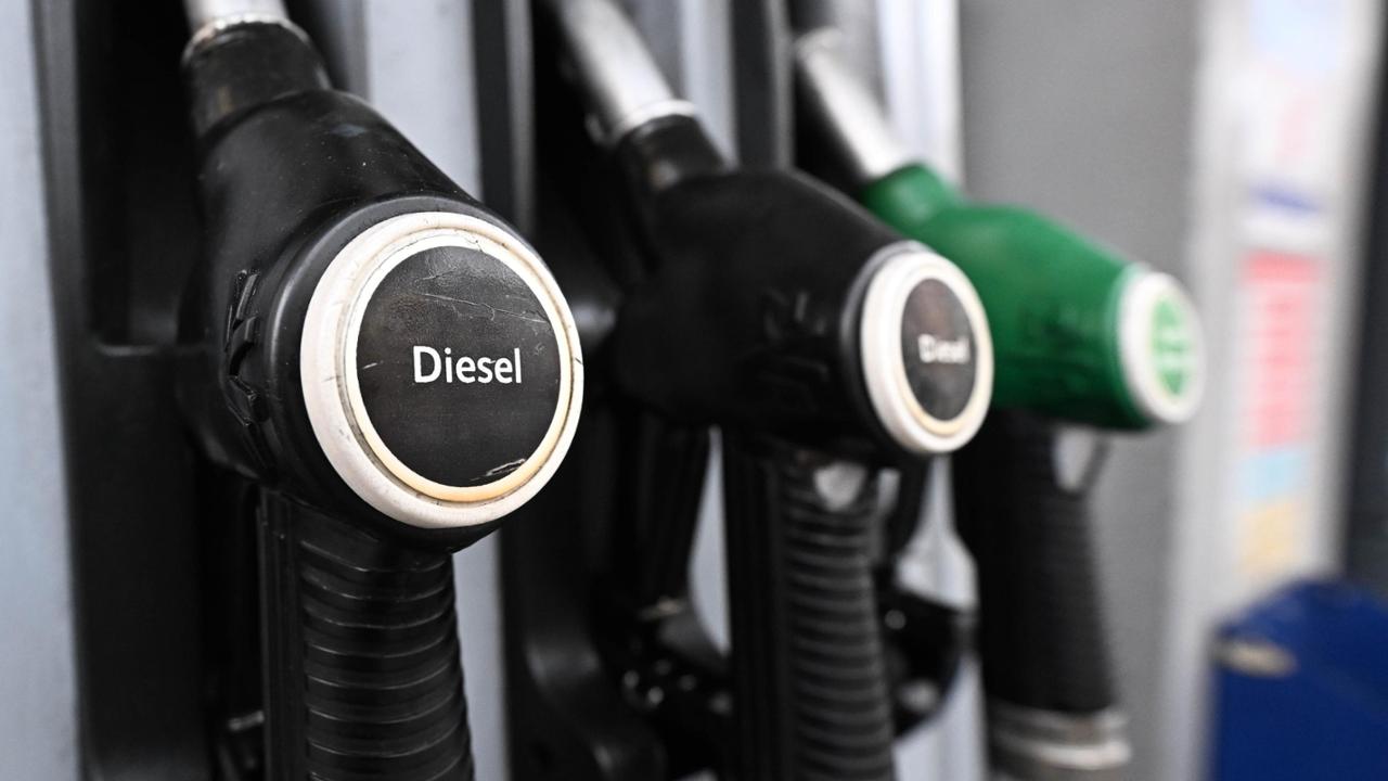 Caro carburanti, il caso dei 2,814 euro al litro del diesel sulla A5 Aosta-Quincinetto