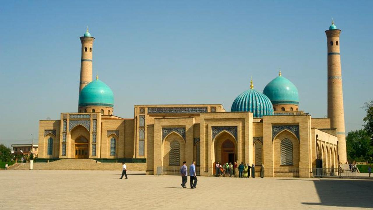 48 ore a Tashkent, città di Tamerlano e capitale dell’Uzbekistan, dichiarata patrimonio Unesco