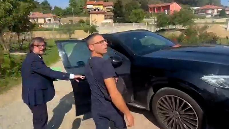 Baldissero d’Alba, Mollo sale in auto con il legale dopo l'autopsia: “Massimo riserbo”