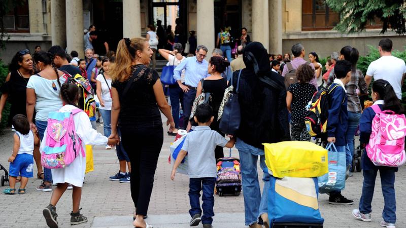 Tetto agli alunni stranieri, oggi il decreto arriva in Cdm. Valditara: sì alle deroghe