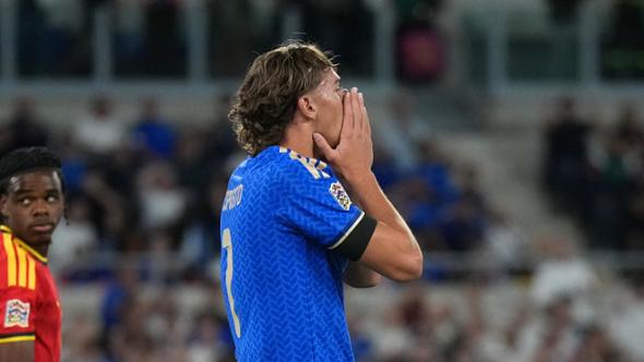 L’Italia del Mancini bis parte male: il Belgio vince a Roma 2-0, l’Olimpico fischia gli Azzurri