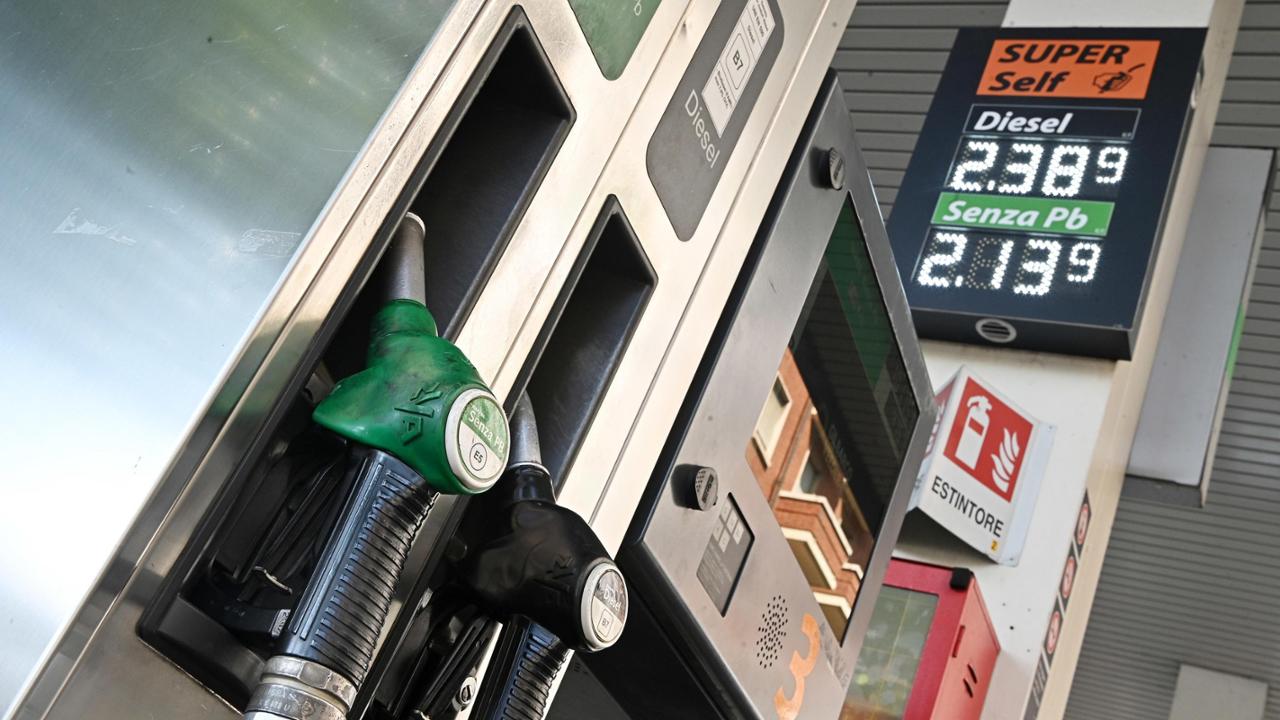 Anche Ip fissa un tetto ai prezzi del carburante. L'annuncio dopo la mossa di Eni