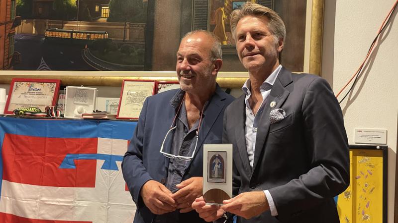 Il premio a Santhià e “Sua Altezza Reale Emanuele Filiberto”. La replica: “Io non uso alcun titolo”