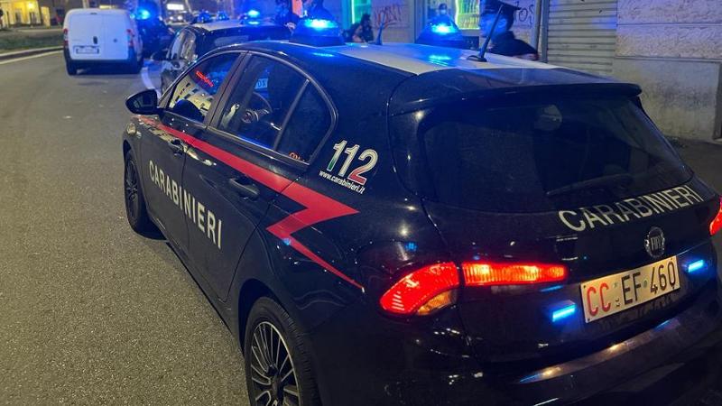 Abusi sessuali e violenze nella comunità in cui promuoveva lo yoga, arrestato un 59enne a Torino
