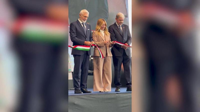 Salone Nautico, il taglio del nastro senza la sindaca: Salis osserva Meloni e Bucci dal pubblico