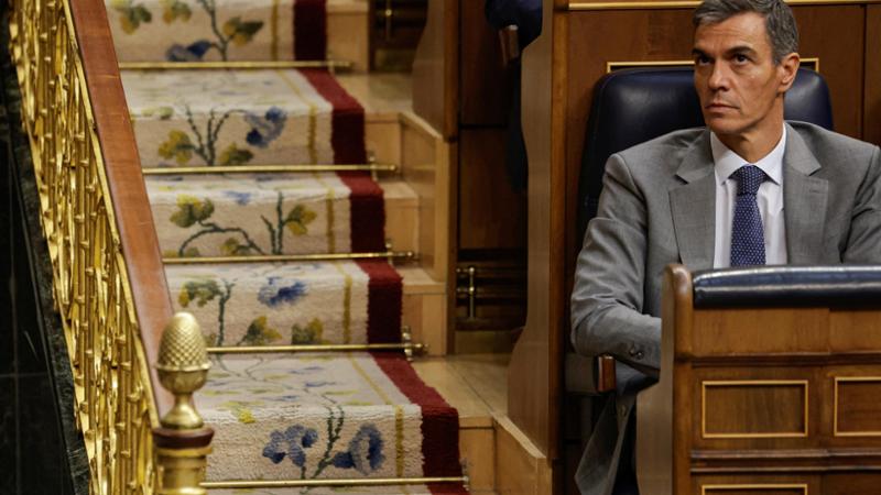 Spagna, il governo Sánchez battuto dalle destre sul decreto casa: ipotesi elezioni anticipate