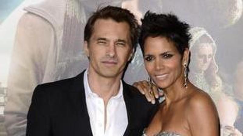 Halle Berry, l’ex marito Olivier Martinez la accusa di aver cercato di strangolare il figlio Maceo