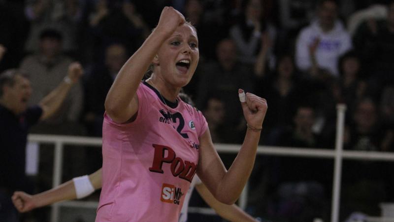 Volley: addio all’ex azzurra Stefania Corna, aveva 35 anni
