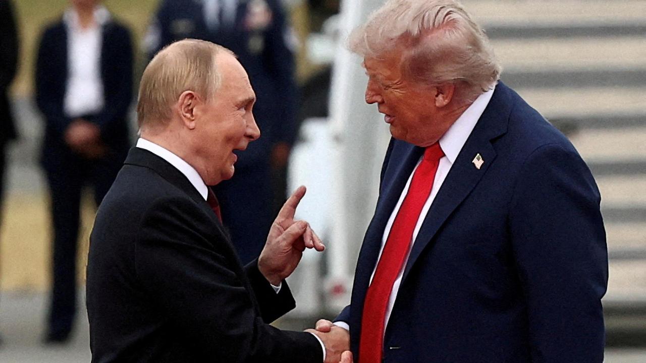 Trump: “Mosca fornirà gasolio a Usa e mercato globale”. Zelensky: “Decisione disonesta”