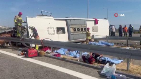 Tragico incidente stradale in Turchia tra autobus e camion
