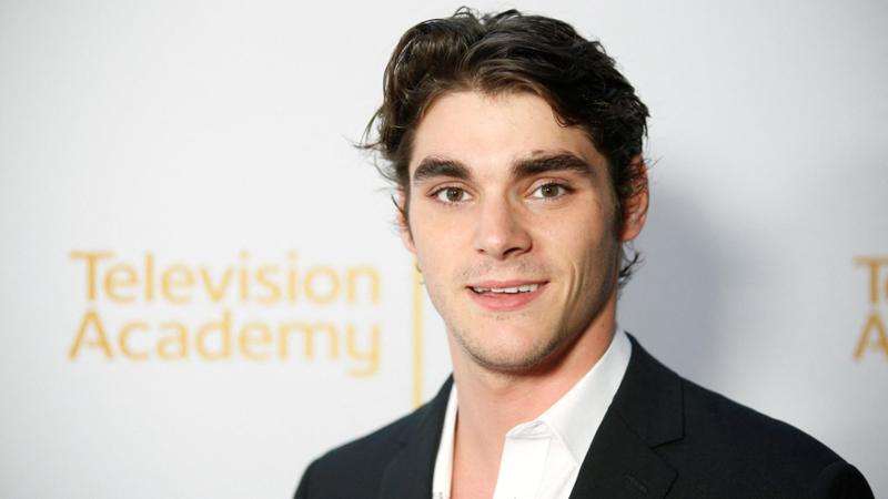 Breaking Bad in lutto: addio a RJ Mitte, interpretò il figlio di Walter White. Aveva 34 anni