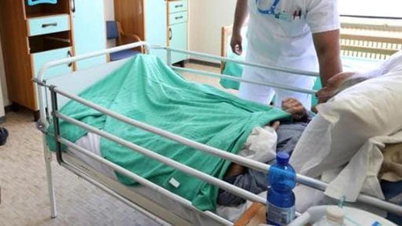 Schiaffi, insulti e violenze sessuali in una Rsa: tre operatori sanitari sospesi a Lodi