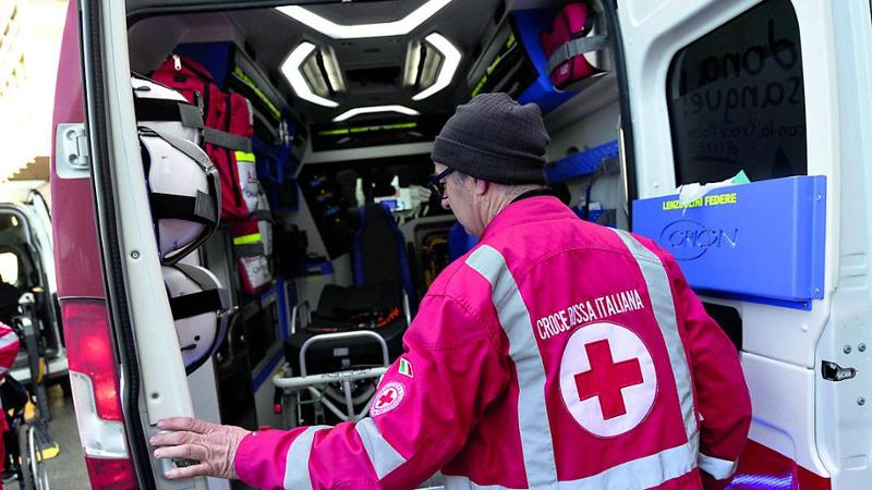 Cecina, coppia al pronto soccorso con neonato morto: era in un sacchetto