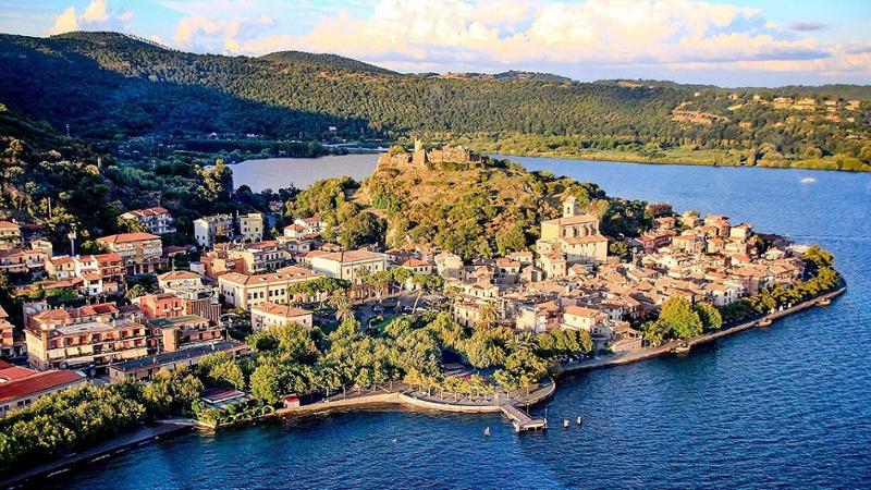 Svaligiata la casa del giornalista Massimo Gramellini a Trevignano Romano