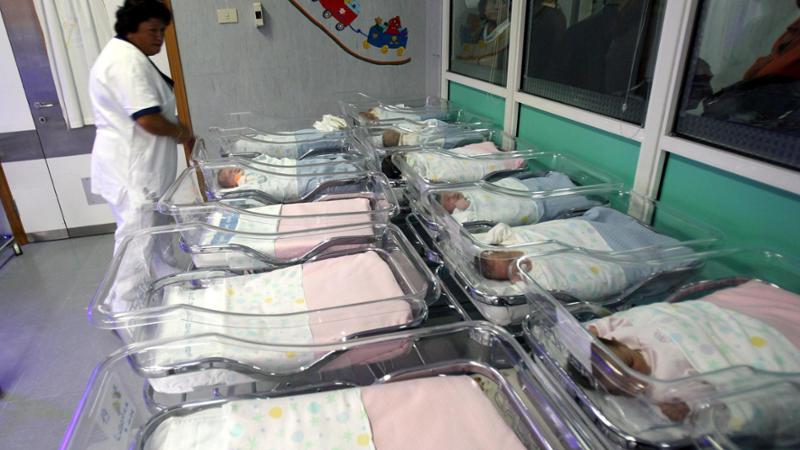 Bonus mamme 2026, oggi il via alle domande: quanto vale e chi può averlo