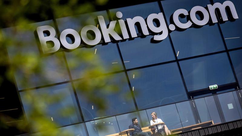 L’Ue indaga su Booking.com: “Sotto esame la prevenzione sulle truffe e le inserzioni sponsorizzate”