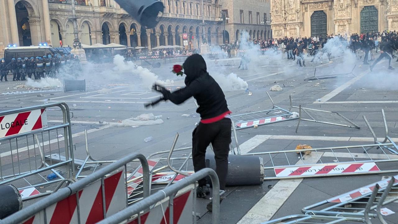 Milano si blinda per il weekend, il caos convocazioni sulle chat. Oggi presidio fuori da San Vittore