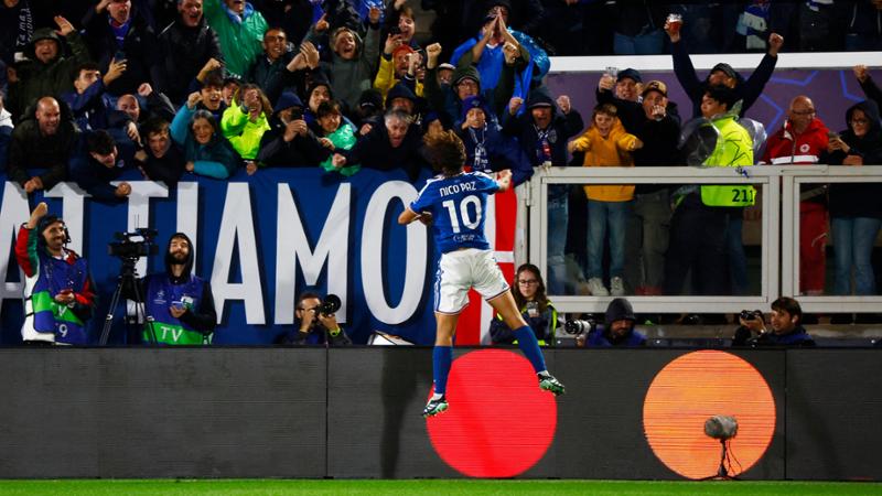 Nico Paz da urlo, il Como incanta anche in Europa e travolge il Manchester United