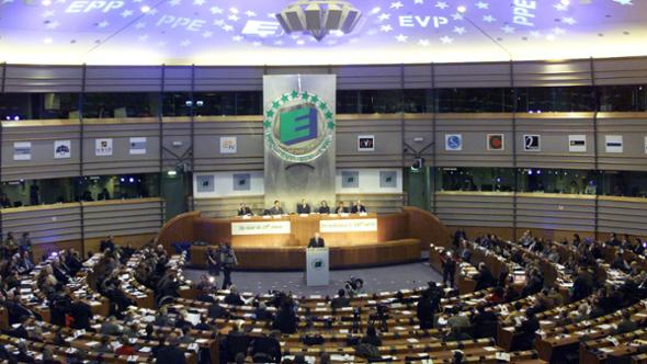 Premio alla Corte penale internazionale, un messaggio a Trump e un colpo all’asse Ppe-Conservatori