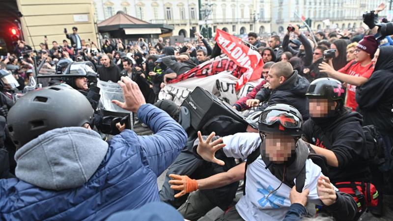 Manifestazioni, l’81% chiede pene più severe per i minori. Ma tra i giovani uno su due è contrario