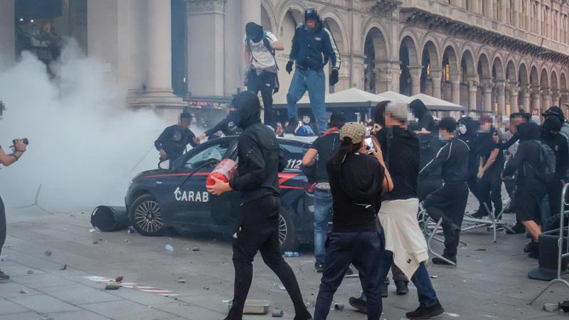La rabbia nel vuoto dei partiti