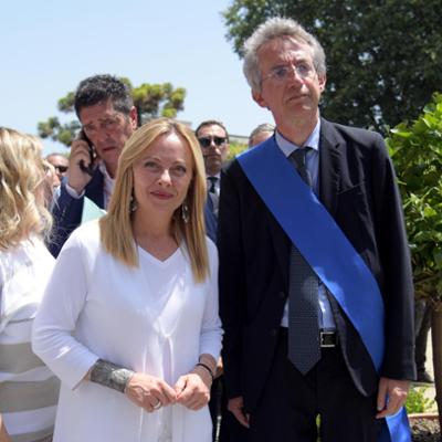 Meloni diz não aos prefeitos de centro-esquerda: “O confronto não vai acontecer só com vocês”