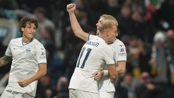 Esagerata Lazio, ne fa sei al Sassuolo e vola in testa alla classifica