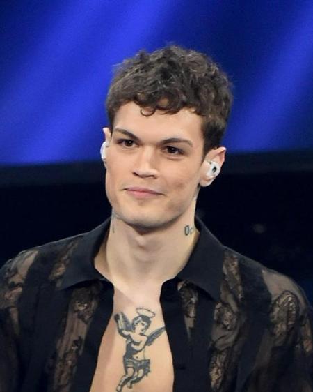 Blanco rompe con il manager Stefano Clessi: “I manager sono il male della musica”