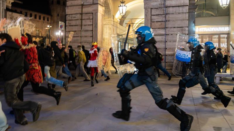 Sciopero conto il carovita, l’Italia in piazza: “Siamo più di un milione”. Tensione a Torino e Roma — Italy