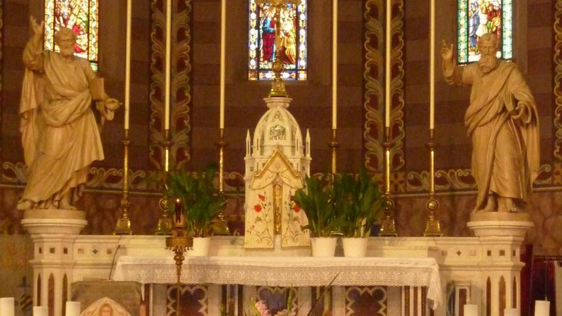 In duomo le statue dei santi Pietro e Paolo - Messaggero Veneto