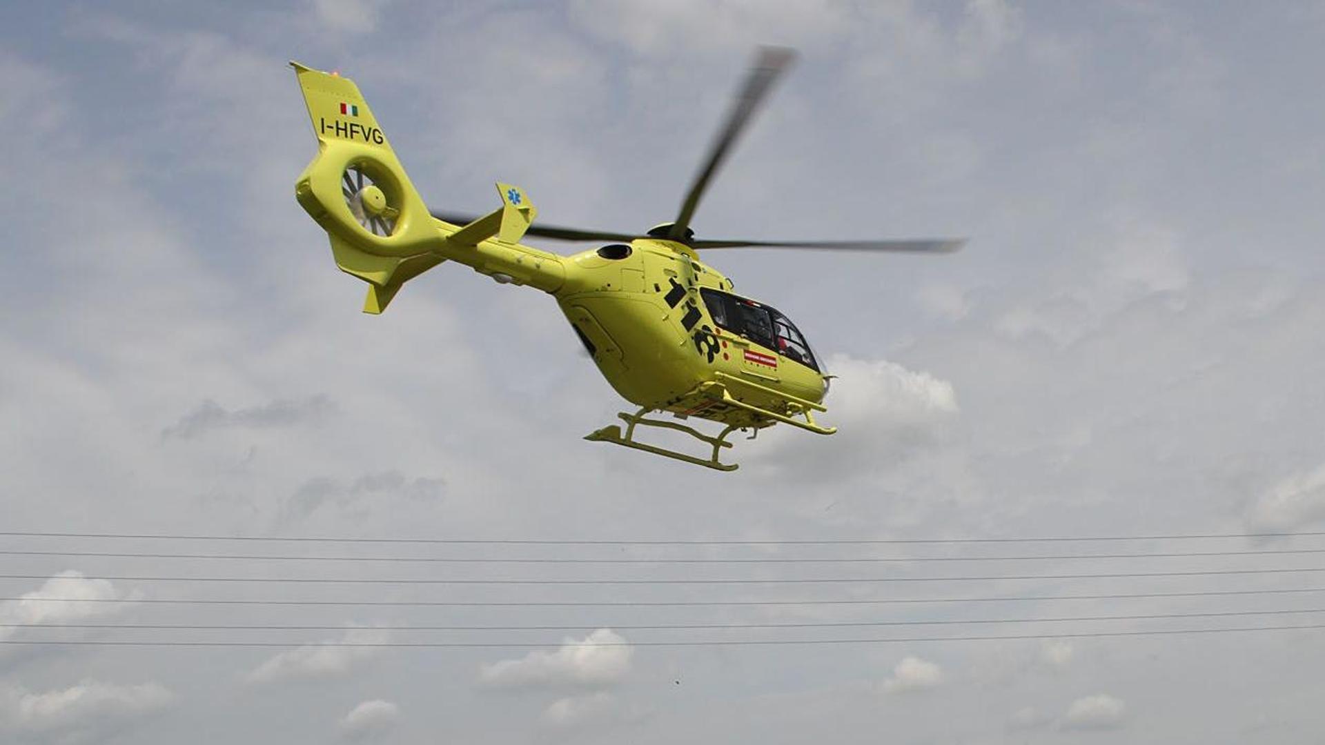 Collision Between Two Cars Injured A Young Woman Who Is Pregnant In