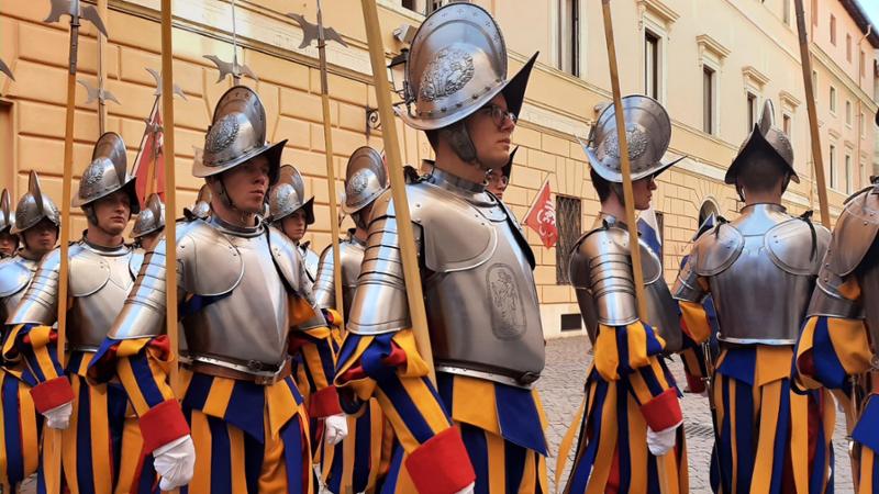 Guardie svizzere, 'Giubileo una sfida ma anche un onore' - Messaggero