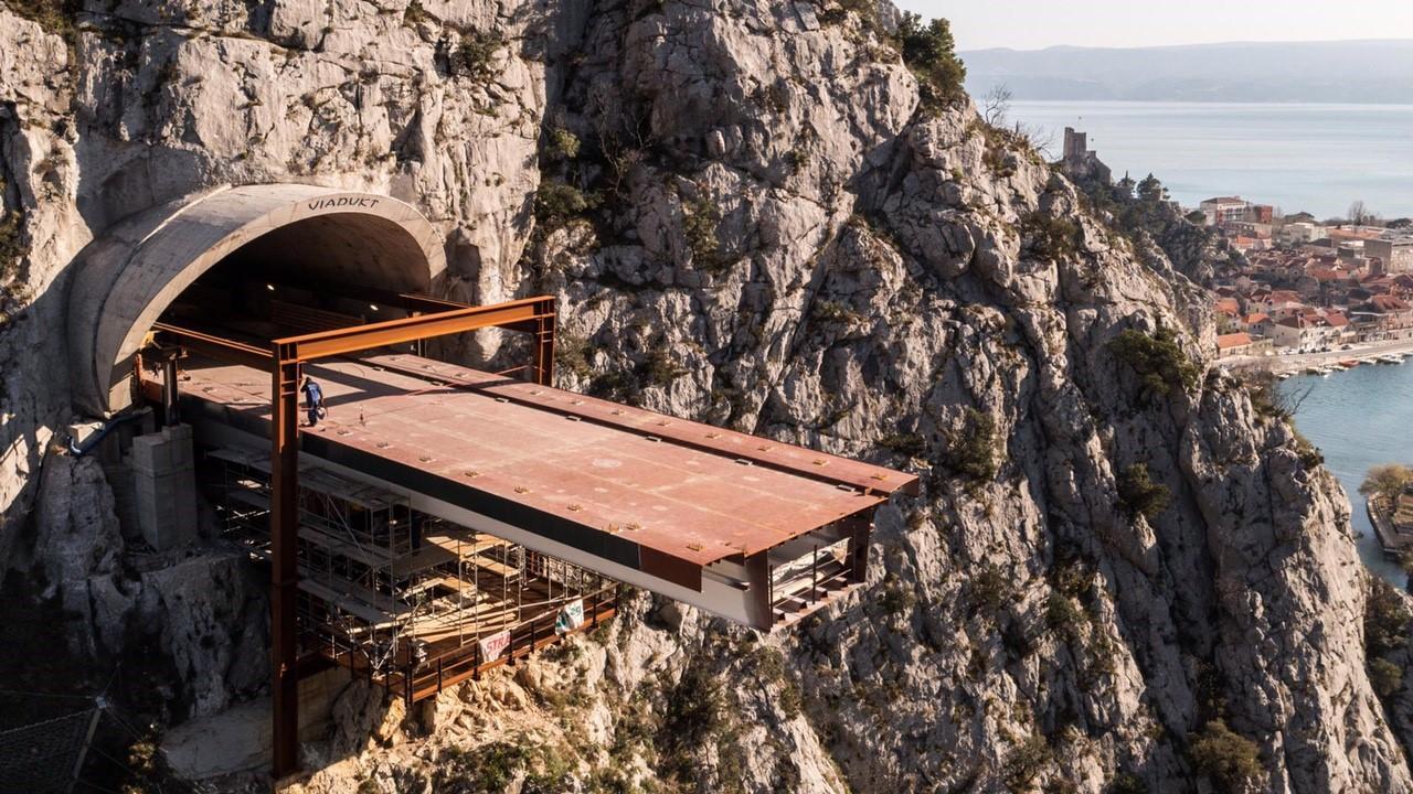 Ponte Sospeso Doppio Hape Per Trenini Legno - Accessorio Compatibile Piste Ferroviarie, Gioco Di Ruolo Dai 3 Anni